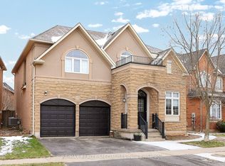 373 Creek Path Ave, Oakville, ON L6L 6X3