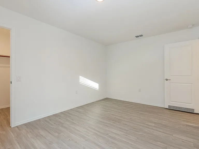 4522 Emma Way — Photo 11