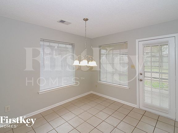 5th image of 6935 Naples Dr