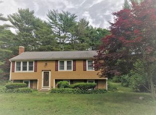 5 Cornish St, Carver, MA 02330