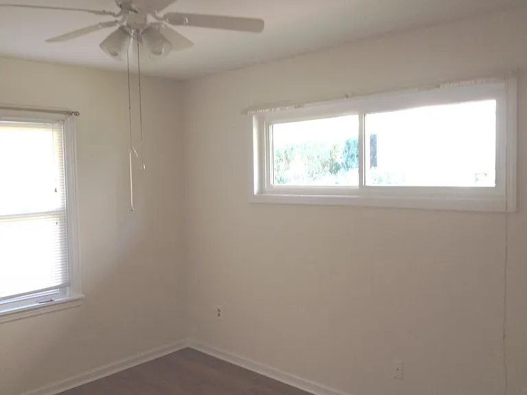 1639 Adelia Pl NE — Photo 20