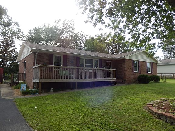 3rd image of 271 Clarksdale Dr