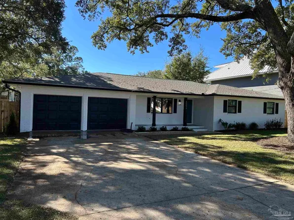 4593 Soundside Dr, Gulf Breeze, FL 32563