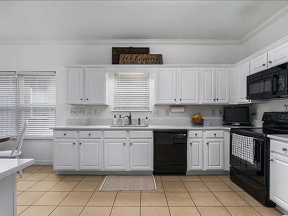 4th image of 268 Oxmoor Pl