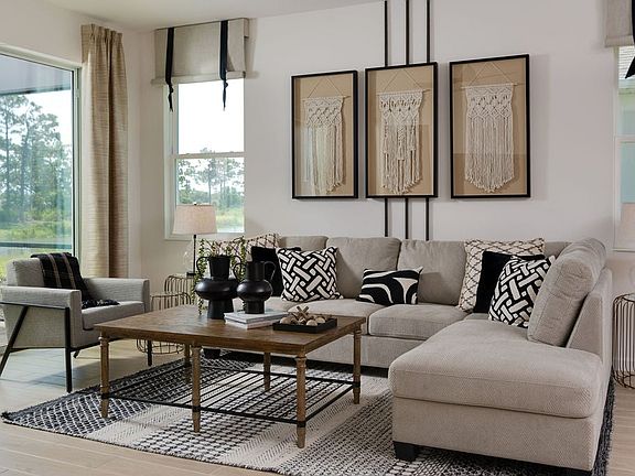 Hampton II Living Room