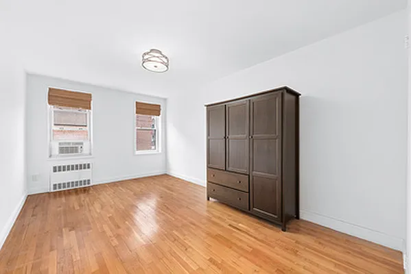 Sold by Argo Residential | media 9