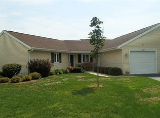 1531 Raveen St, Fort Atkinson, WI 53538