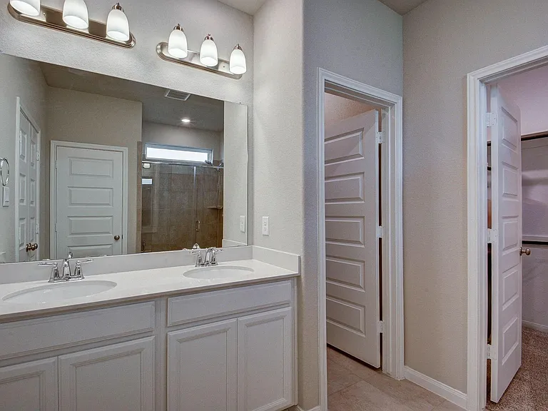 18572 Meadow Point Ln — Photo 33