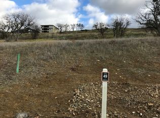 543 W La Strada Cir, Medford, OR