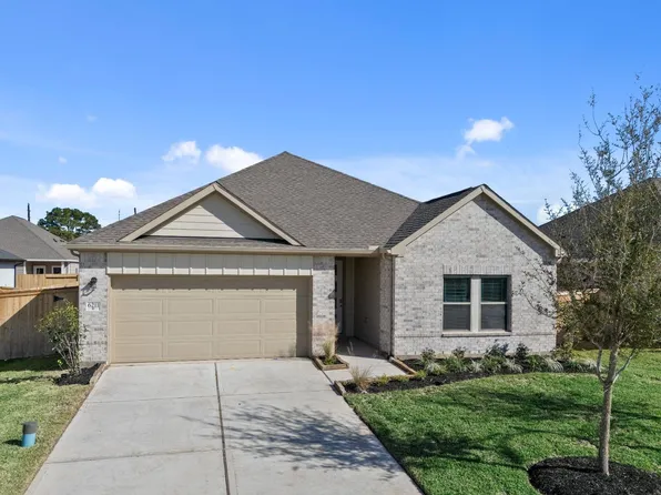 2349 Millican Dr, Dayton, TX 77535