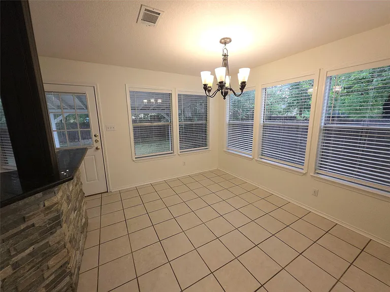 1600 Hollow Tree Blvd — Photo 11