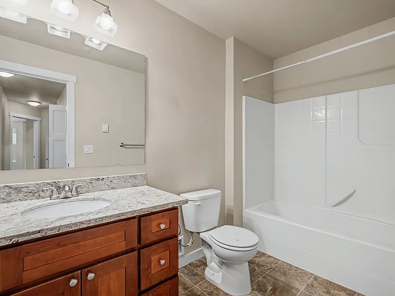 1623 Burnside Pl — Photo 17