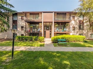 16435 Heather Ln #T304, Middleburg Heights, OH 44130