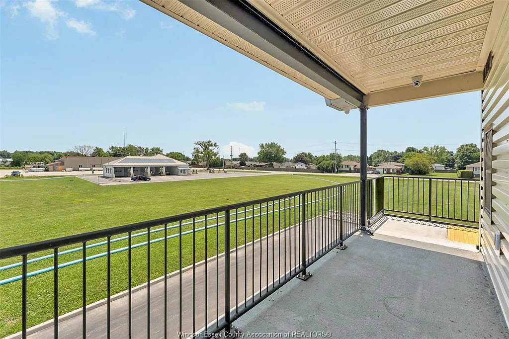 2 bed, 1196 sqft, $2,550 — Photo 4