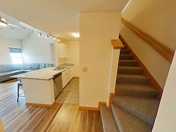 3rd image of 1040 Spring St APT K