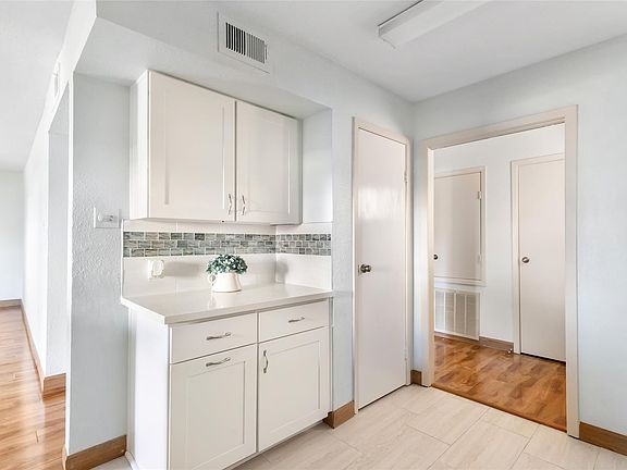4th image of 14515 Wunderlich Dr Unit 207