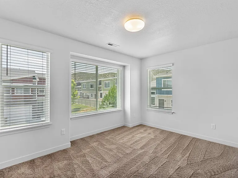 4287 E Golden Grv — Photo 19