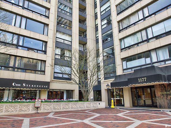 2nd image of 1177 California St APT 622