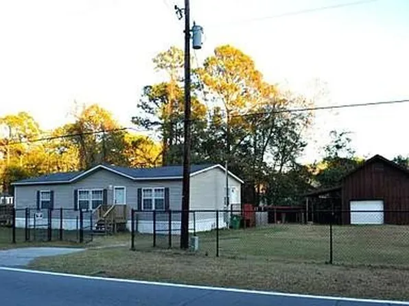 1116 Black Rd, Darien, GA 31305