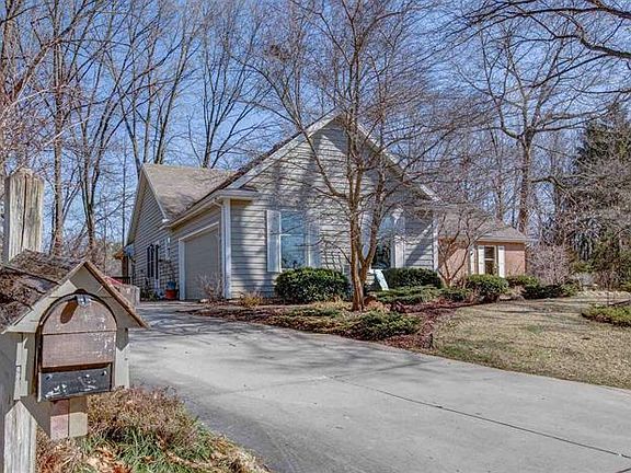 2nd image of 51267 Windsor Manor Ct