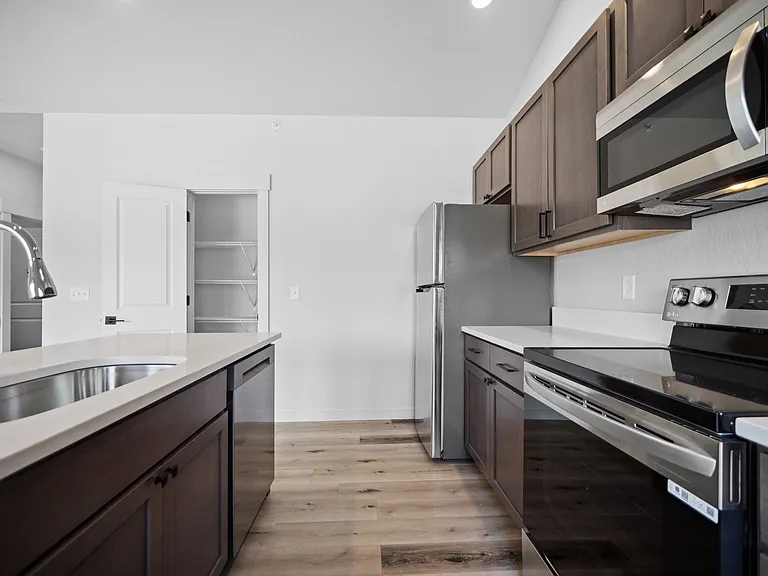 16104 E Valleyway — Photo 21