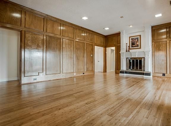 5th image of 2230 Southern Cir