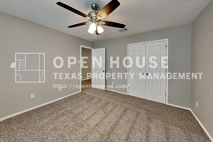 900 Rose Crystal Way — Photo 20