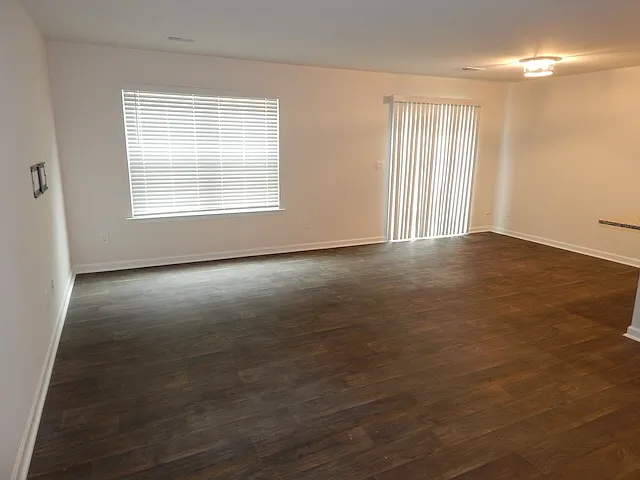 207 Oakmont Valley Trl — Photo 6