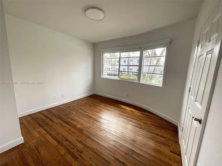 8345 Byron Ave #1 — Photo 14