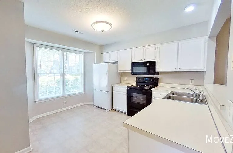 120 Shady Meadow Cir — Photo 9