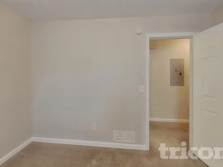 160 Branchwood Dr — Photo 10