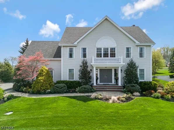 182 Beaumonte Way, Bridgewater Twp., NJ 08807