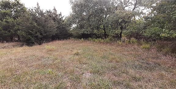 3rd image of 3 W 359th St