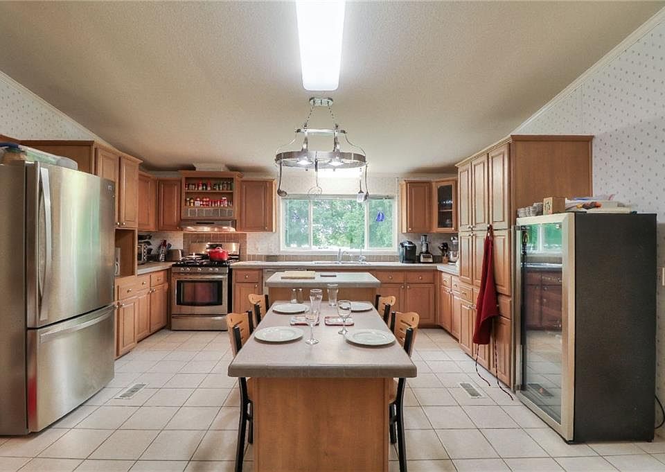 1st image of 155 Cherylton Dr