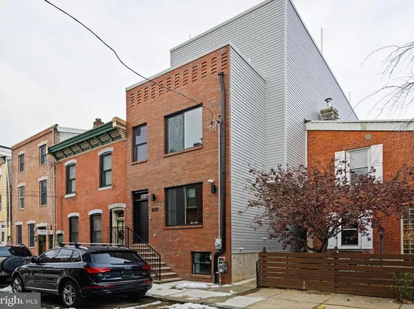 1125 Crease St, Philadelphia, PA 19125