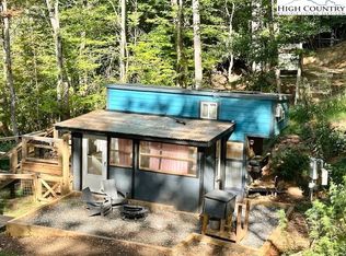 241 Mountain Shadow Rd, Jefferson, NC 28640