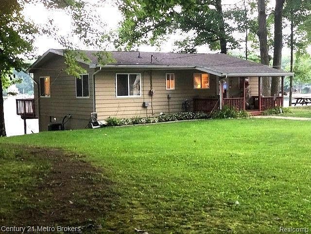 1st image of 9711 N Lake Point Dr