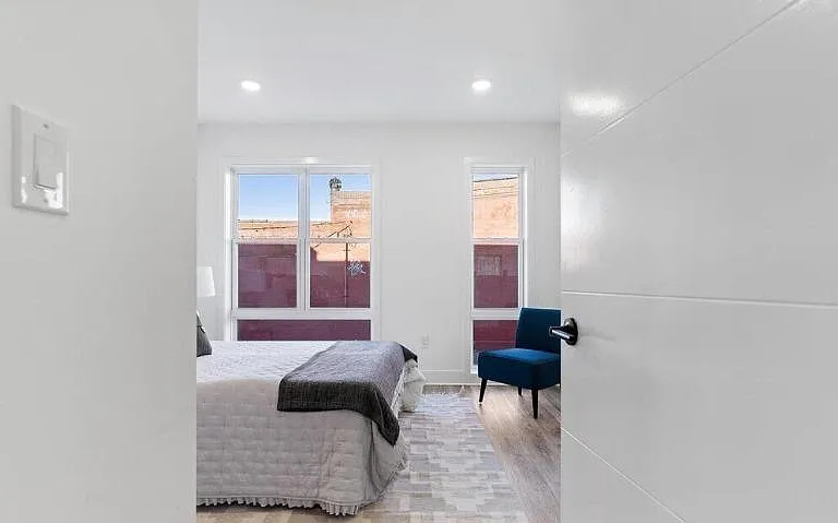 330 Cecil B. Moore Ave — Photo 7