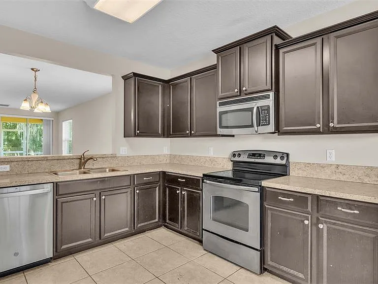 6838 Glenbrook Dr — Photo 8