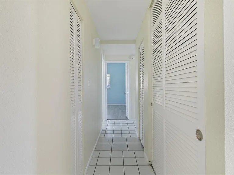 22312 Lasalle Rd — Photo 15