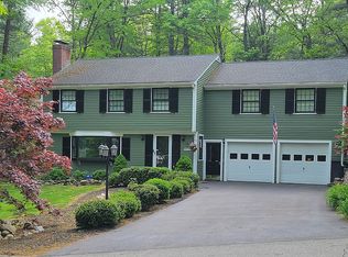 12 Whittier Dr, Acton, MA 01720