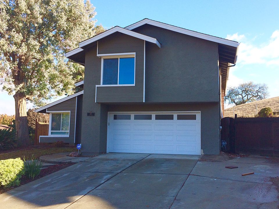 1st image of 471 Galen Dr