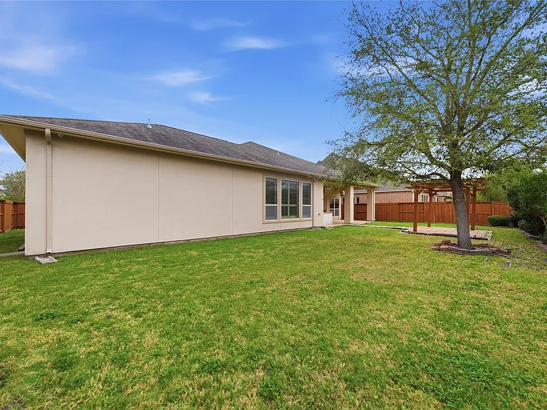 17614 Melmore Dr — Photo 27