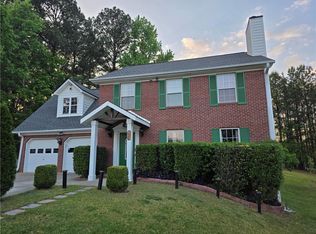 811 Madison View Ln, Lawrenceville, GA 30045