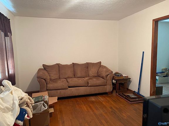 4th image of 1733 Shelby Dr