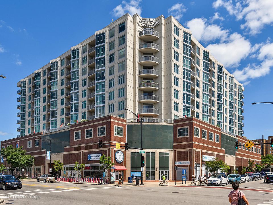 1st image of 1134 W Granville Ave #1210