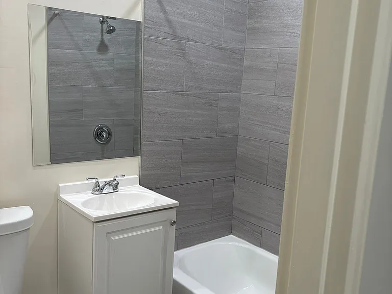 Glen Croft Club — Photo 10