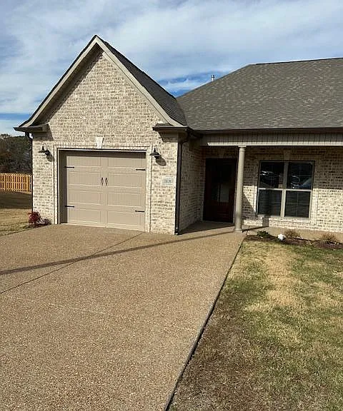 78 Village Dr #A — Photo 1
