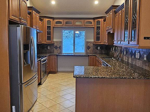 4th image of 1480 S Kittiwake St
