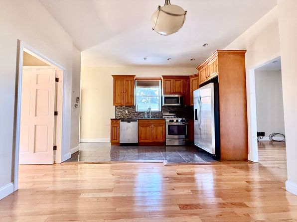 171 Sackett St APT 1